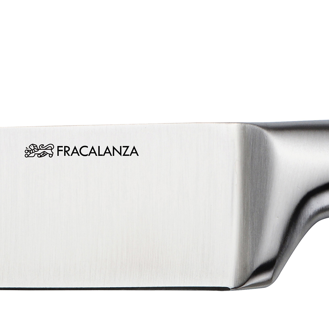 Fotografia para o produto Faca do chef em aço inox 2,5mm com cabo na cor preta A33,4cm 162grs