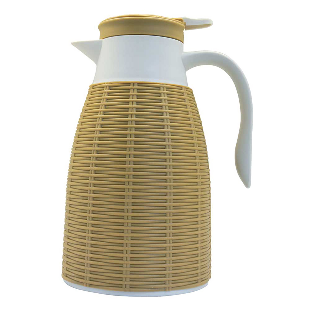 Fotografia para o produto Garrafa térmica revestida com rattan de plástico 1L L18xP14.5xA26.5cm Fotografia para o produto Garrafa térmica revestida com rattan de plástico 1L L18xP14.5xA26.5cm