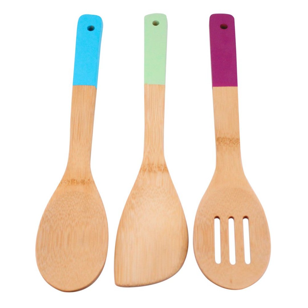 Fotografia para o produto Jogo de 3 utensílios em bambu com cabo colorido
