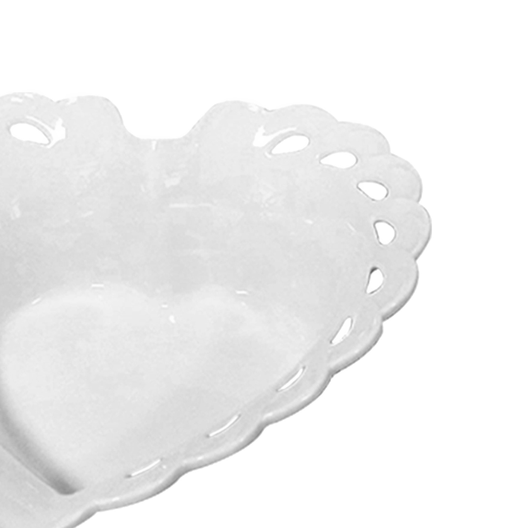 Fotografia para o produto Travessa coração em porcelana L14,5xP13,8xA1,6cm