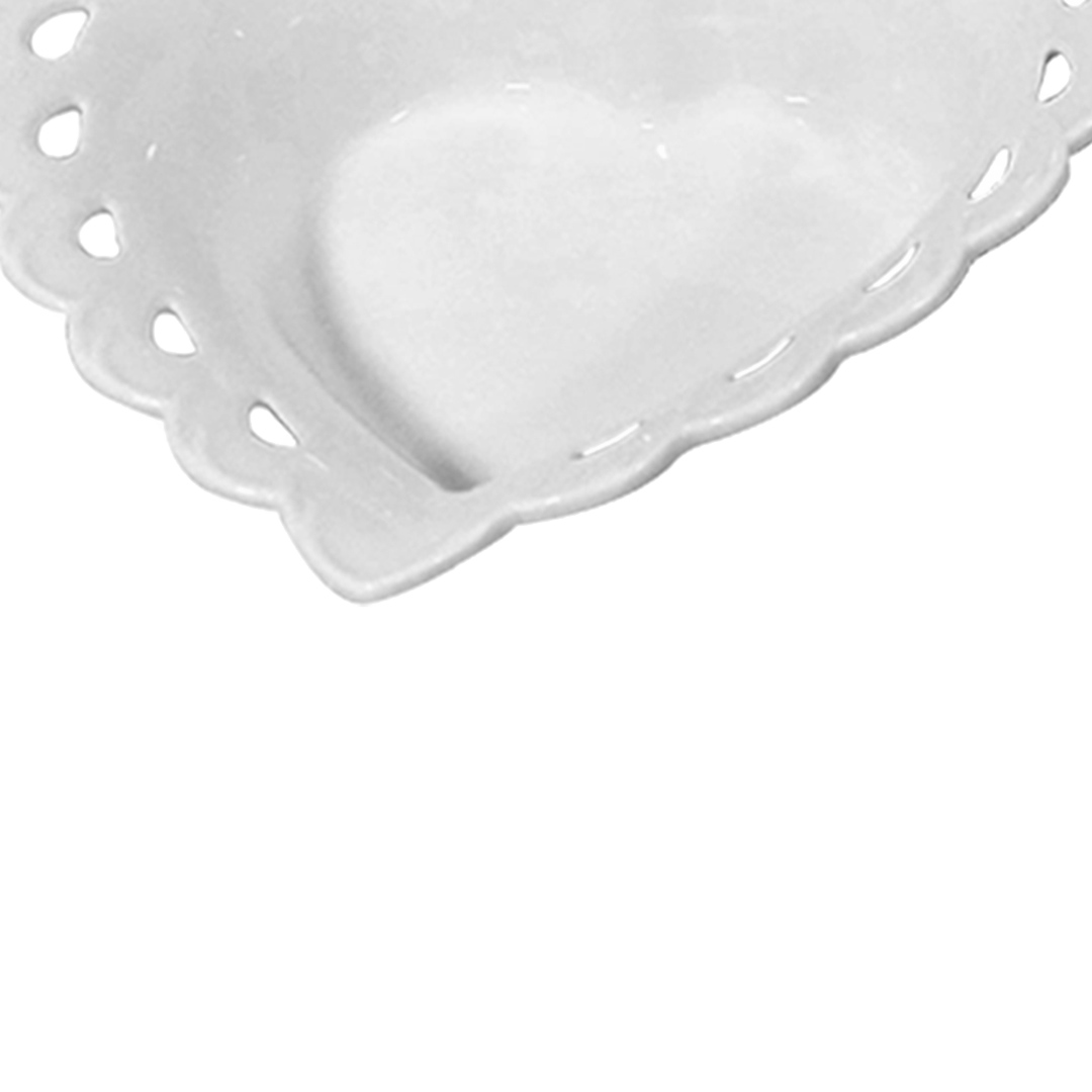 Fotografia para o produto Travessa coração em porcelana L14,5xP13,8xA1,6cm