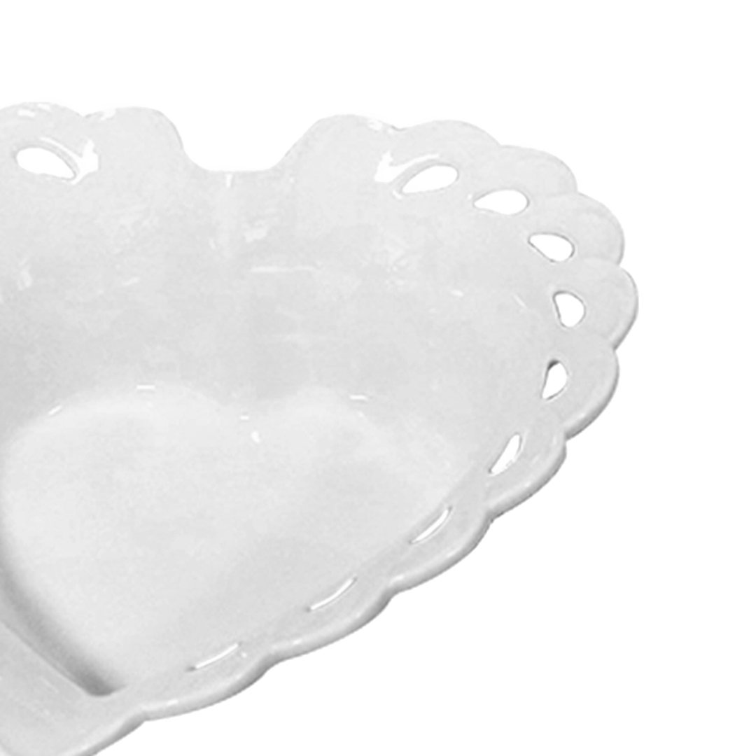 Fotografia para o produto Travessa coração em porcelana L19,2xP18,3xA2cm